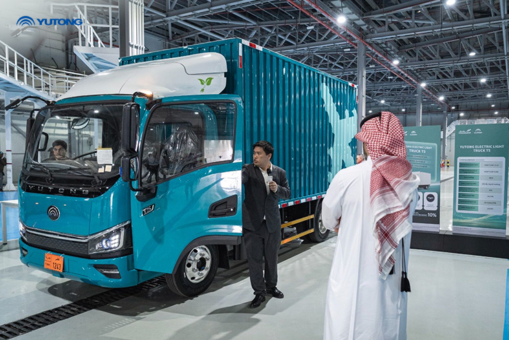 Yutong Achieves Autonomous Milestone and Electrifies Qatar with Cutting-edge Bus and Truck Showcase