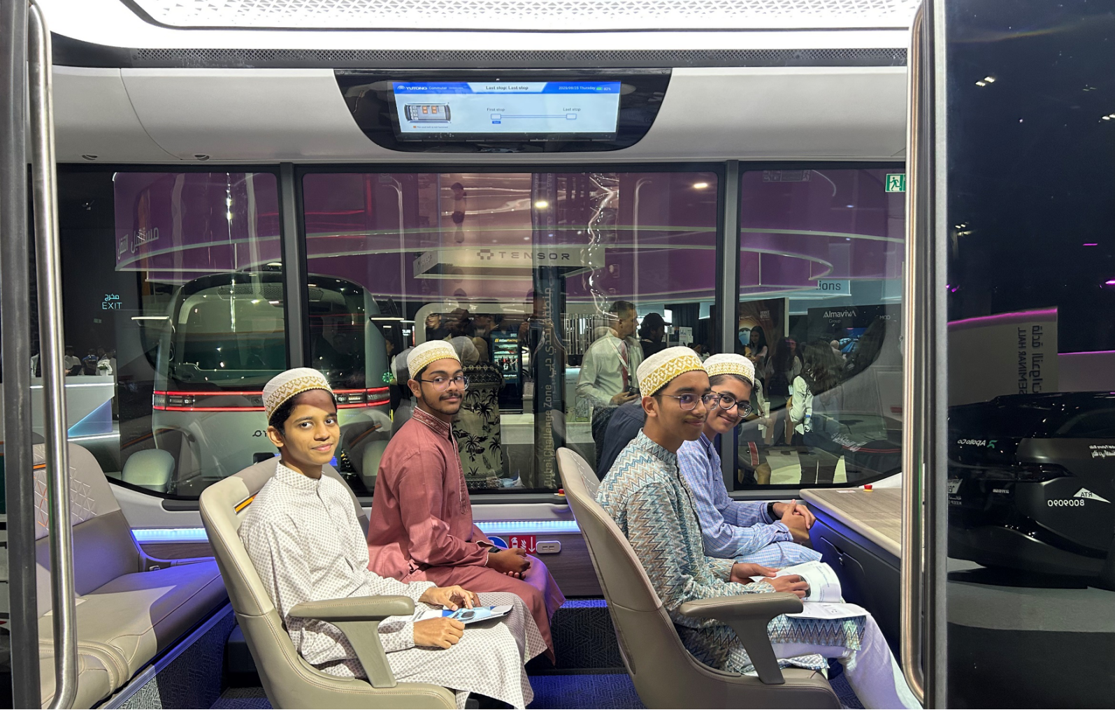 Yutong Showcases L4 Autonomous Bus “Xiaoyu” at Dubai World Congress for Self-Driving Transport 2025