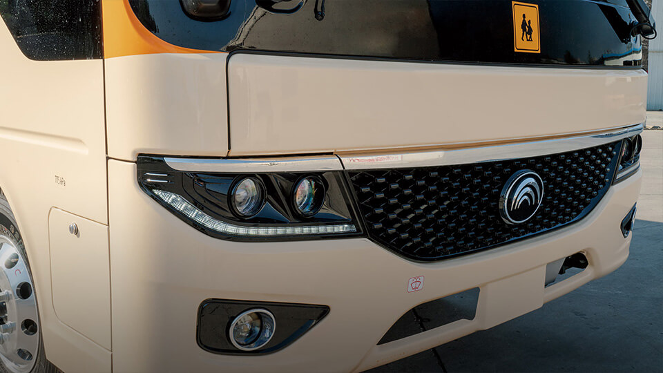 High-opening front flap cover