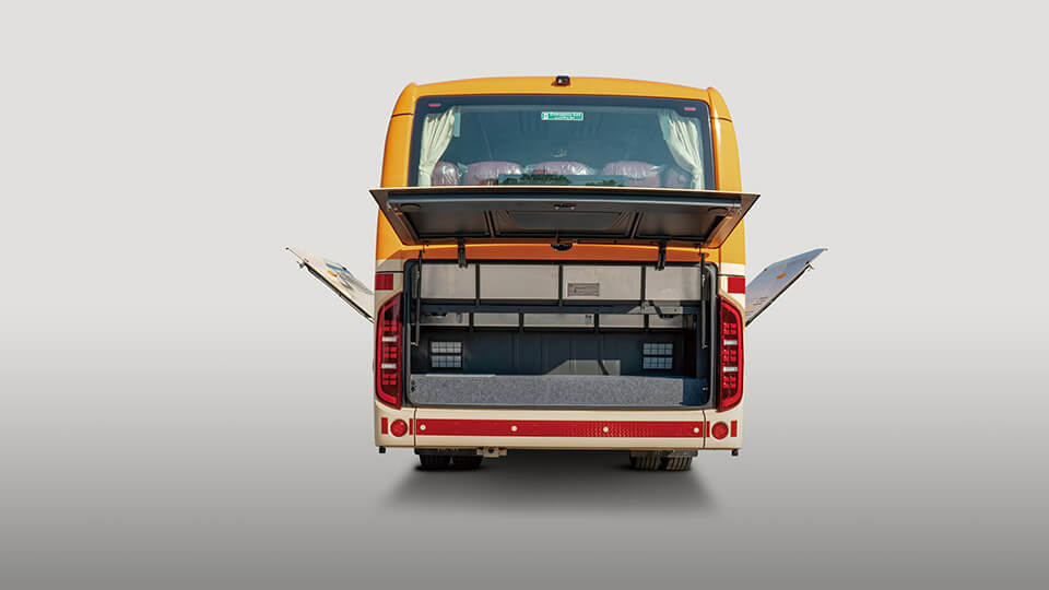 High-opening rear cabin door
